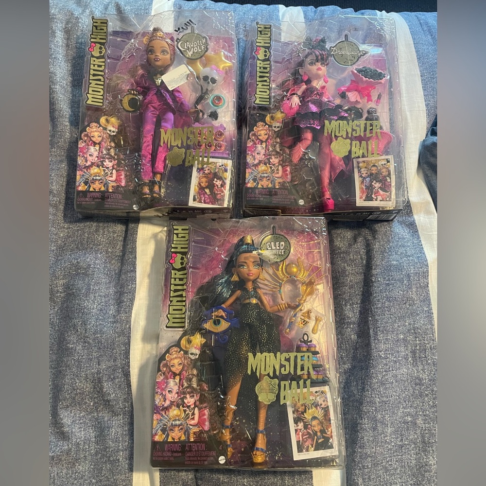 Monster High Monster Ball NIB Lot (Some Wear and Tear)